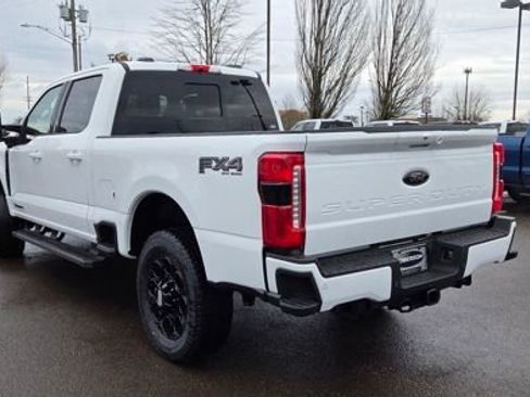 New 2026 Ford F250 Lariat w/ Black Appearance Package AWD/4WD image 4