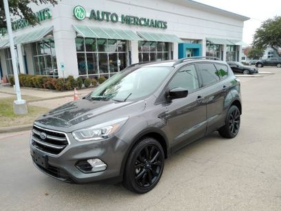 Used 2017 Ford Escape SE w/ SE Sport Appearance Package