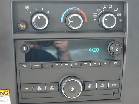 New 2025 GMC Savana 3500 w/ Power Convenience Package image 24