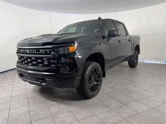 Used 2026 Chevrolet Silverado 1500 Custom Trail Boss w/ Midnight Edition AWD/4WD video 1