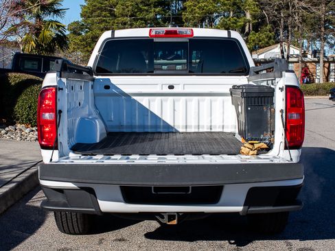 Used 2018 Chevrolet Colorado Z71 image 22