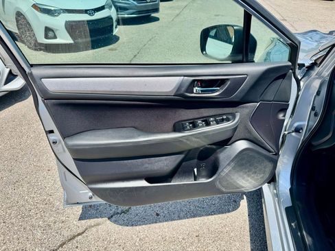 Used 2018 Subaru Legacy 2.5i Premium AWD/4WD image 11