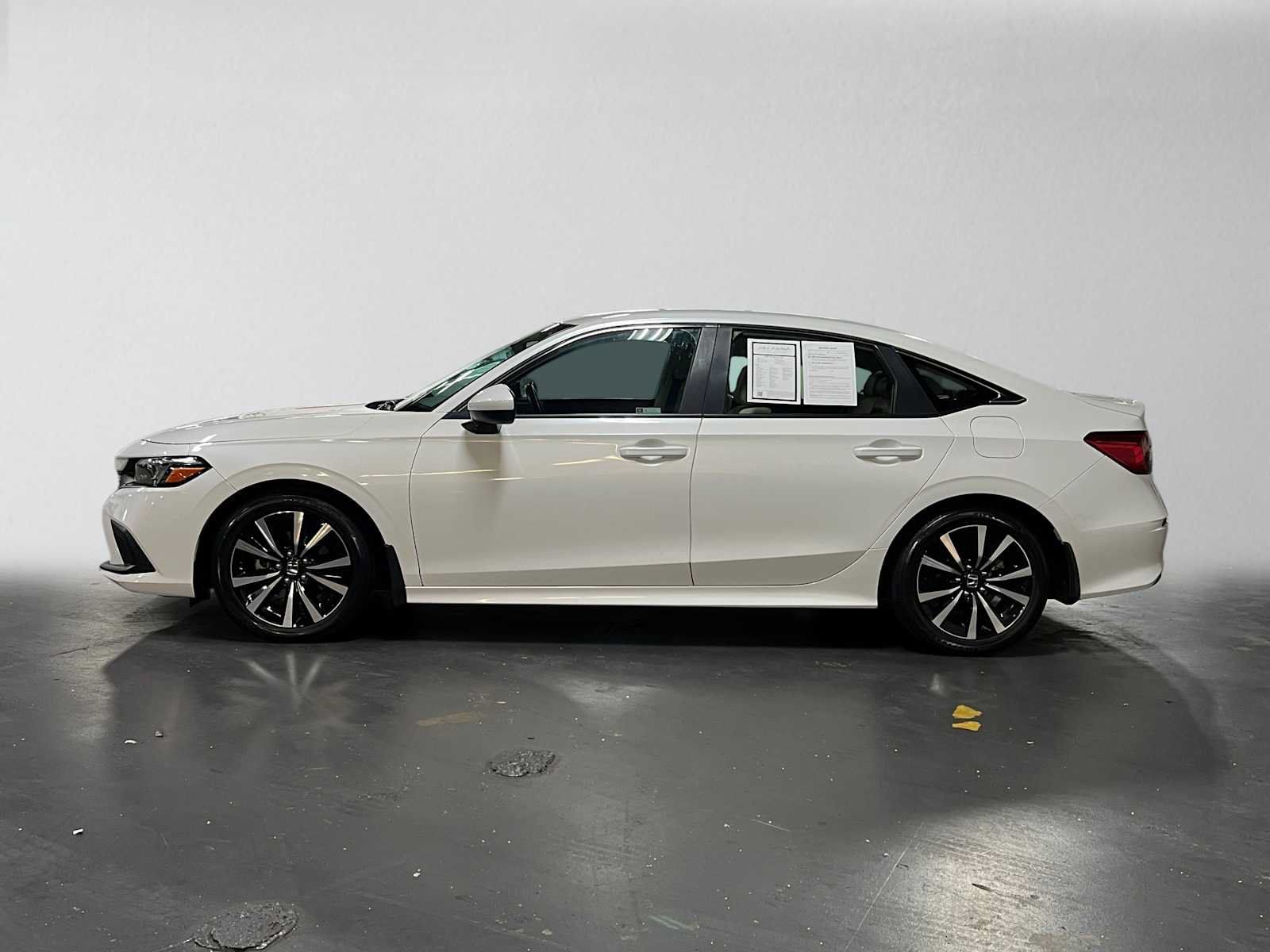 Used 2022 Honda Civic EX image 6