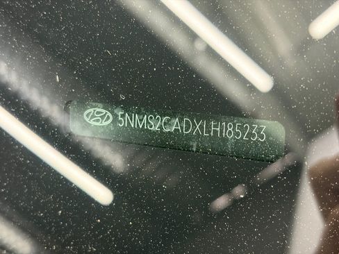 Used 2020 Hyundai Santa Fe SE AWD/4WD image 36