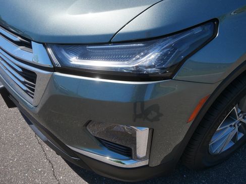 Used 2023 Chevrolet Traverse LT AWD/4WD image 15