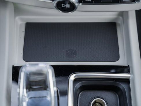 New 2026 Volvo XC60 B5 Ultra w/ Protection Package Premier image 25