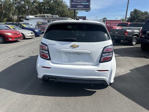 Used 2017 Chevrolet Sonic LT image 5