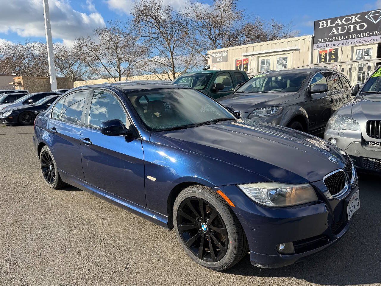 Used 2011 BMW 328i Sedan RWD image 3