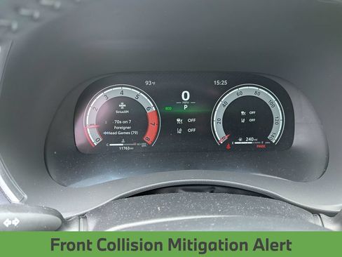 Used 2025 Toyota Highlander Limited FWD image 20