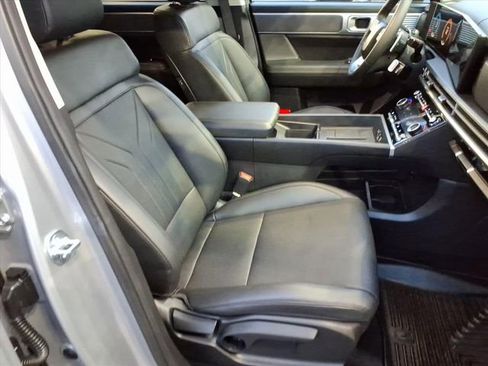 Used 2025 Hyundai Santa Fe SEL image 19