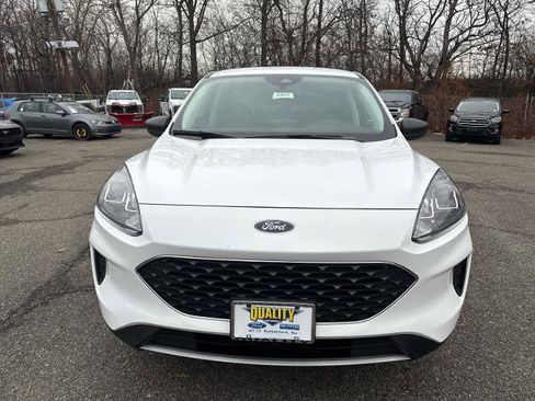 Certified 2022 Ford Escape SE w/ Convenience Package AWD/4WD image 2