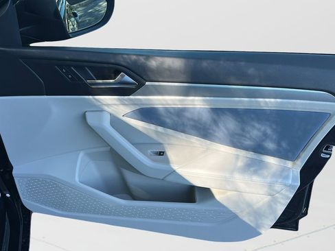 New 2026 Volkswagen Jetta SE image 23