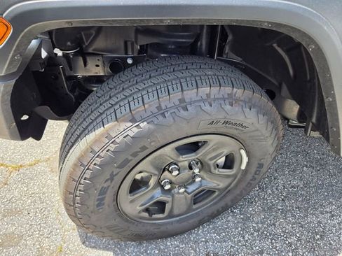 Used 2026 Jeep Wrangler Sport image 11
