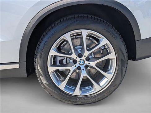 New 2026 BMW X5 xDrive50e AWD/4WD image 10