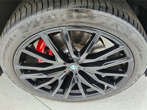 Used 2024 BMW X5 xDrive40i w/ M Sport Package image 57