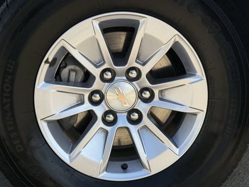 Certified 2026 Chevrolet Silverado 1500 LT AWD/4WD image 12