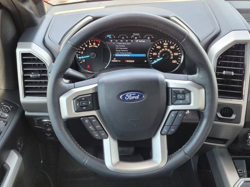 Used 2020 Ford F150 Lariat RWD image 12