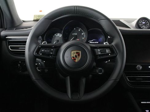 New 2026 Porsche Macan GTS image 12