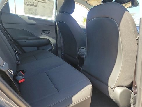 New 2026 Hyundai Kona SE image 18