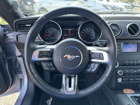 Used 2020 Ford Mustang Coupe image 13