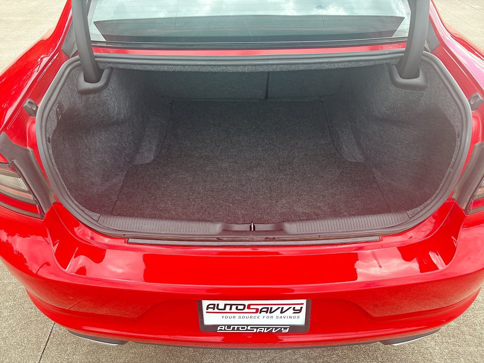 Used 2022 Dodge Charger SXT RWD image 25