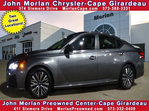 Used 2024 Nissan Altima 2.5 SV image 1