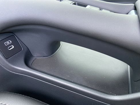 New 2026 Honda HR-V EX-L image 37
