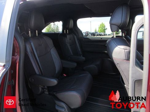 Certified 2025 Toyota Sienna XSE w/ XSE Premium Package image 21