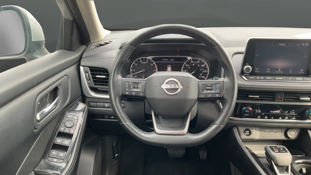 Used 2025 Nissan Rogue SV AWD/4WD image 20
