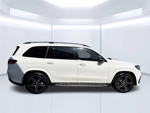 Used 2024 Mercedes-Benz GLS 450 4MATIC image 7