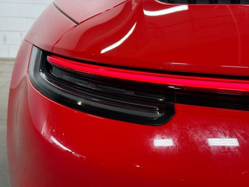 Used 2020 Porsche 911 Carrera image 11