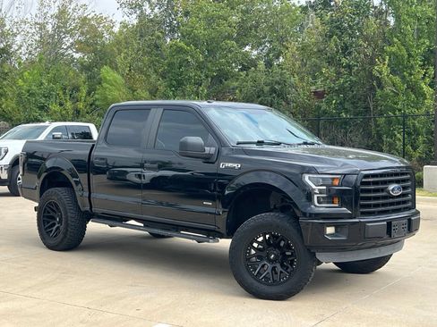 Used 2017 Ford F150 XL w/ Equipment Group 101A Mid RWD image 1