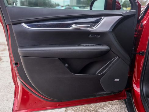 Used 2024 Cadillac XT5 Premium Luxury w/ Technology Package image 25