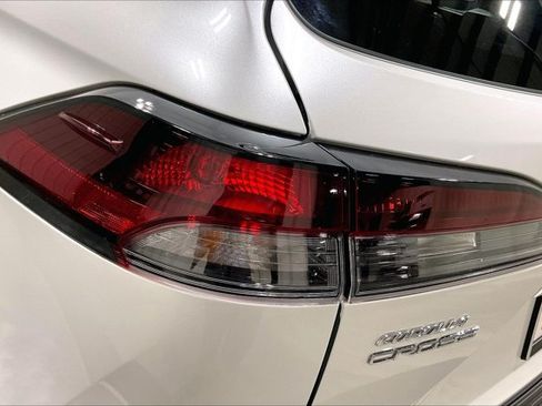 Certified 2026 Toyota Corolla Cross L FWD image 29