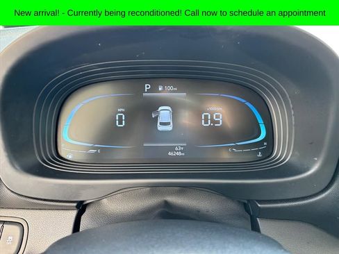 Used 2023 Hyundai Venue SEL image 15