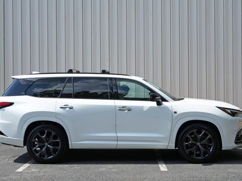 Used 2026 Lexus TX 500h AWD w/ Technology Package image 56