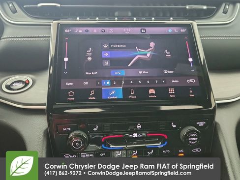 Certified 2025 Jeep Grand Cherokee Limited w/ Black Appearance Package AWD/4WD image 27