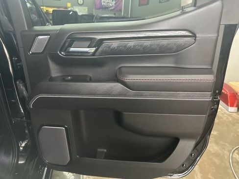 Used 2023 GMC Sierra 1500 AT4X image 21