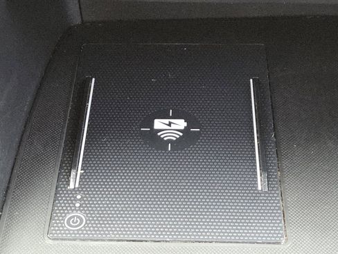 Used 2025 Honda Pilot EX-L image 9