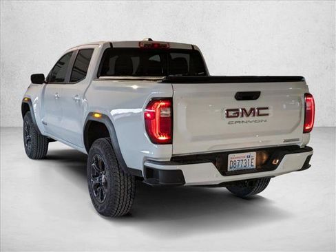 Used 2024 GMC Canyon Elevation w/ Convenience Package image 7