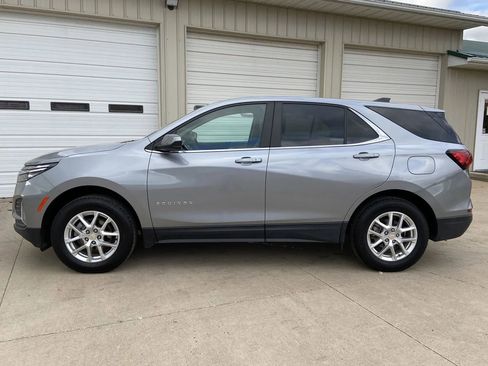 Used 2024 Chevrolet Equinox LT image 4
