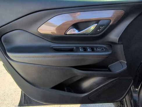 Used 2019 GMC Terrain SLE w/ Driver Convenience Package image 23