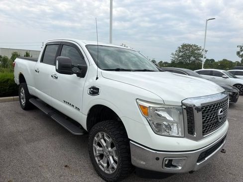 Used 2017 Nissan Titan XD AWD/4WD image 2
