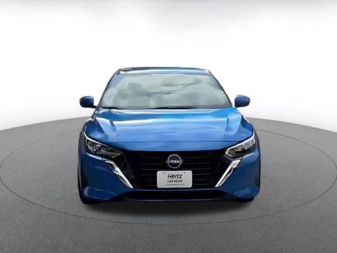 Used 2025 Nissan Sentra SV FWD image 5