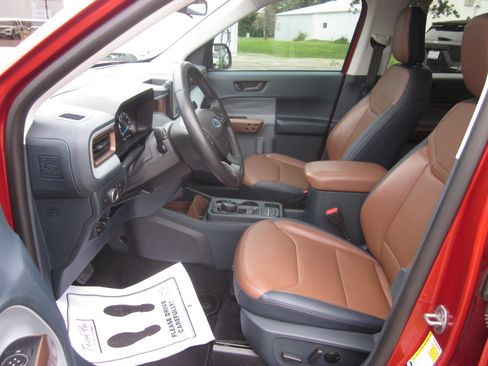 Used 2022 Ford Maverick Lariat w/ Lariat Luxury Package AWD/4WD image 11