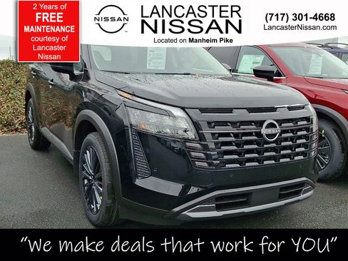 New 2026 Nissan Pathfinder SL w/ SL Premium Package image 1