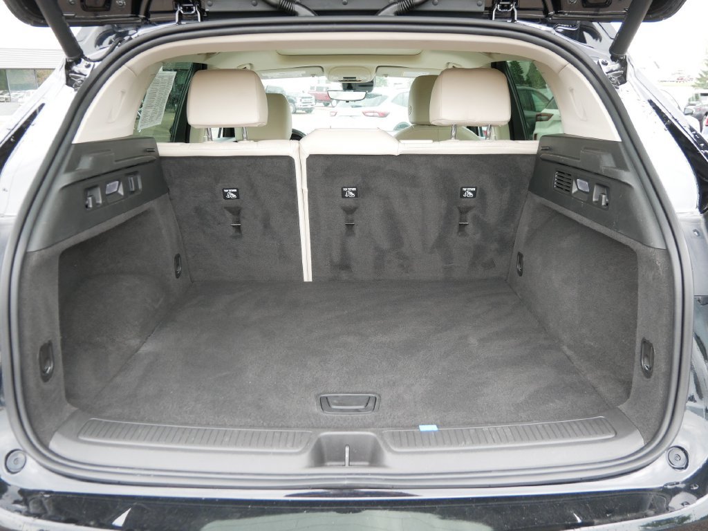 Used 2023 Buick Envision Avenir AWD/4WD image 11