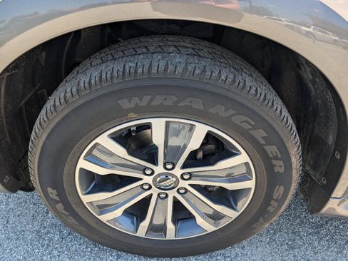 Used 2020 Nissan Armada SL w/ Premium Package RWD image 12