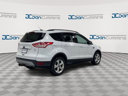 Used 2015 Ford Escape SE w/ Equipment Group 201A image 8
