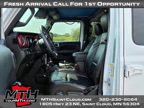 Used 2019 Jeep Wrangler Unlimited Rubicon AWD/4WD image 9